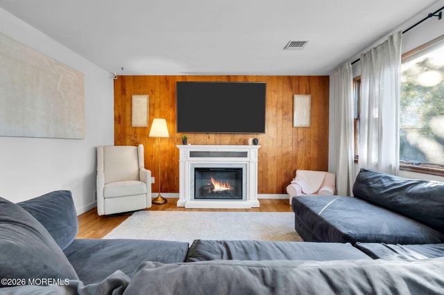 9 Berry Street, Keansburg, NJ 07734