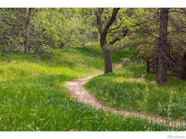 543 Linden Park Drive, Boulder, CO 80304