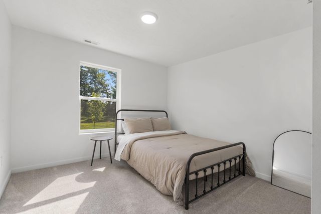 108 N Bison Court, Nixa, MO 65714