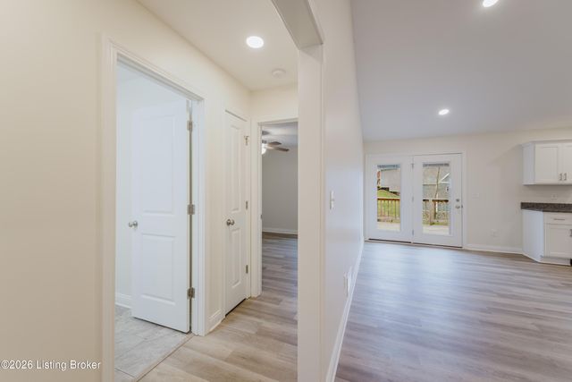 632 Tristan Ln, Elizabethtown, KY 42701