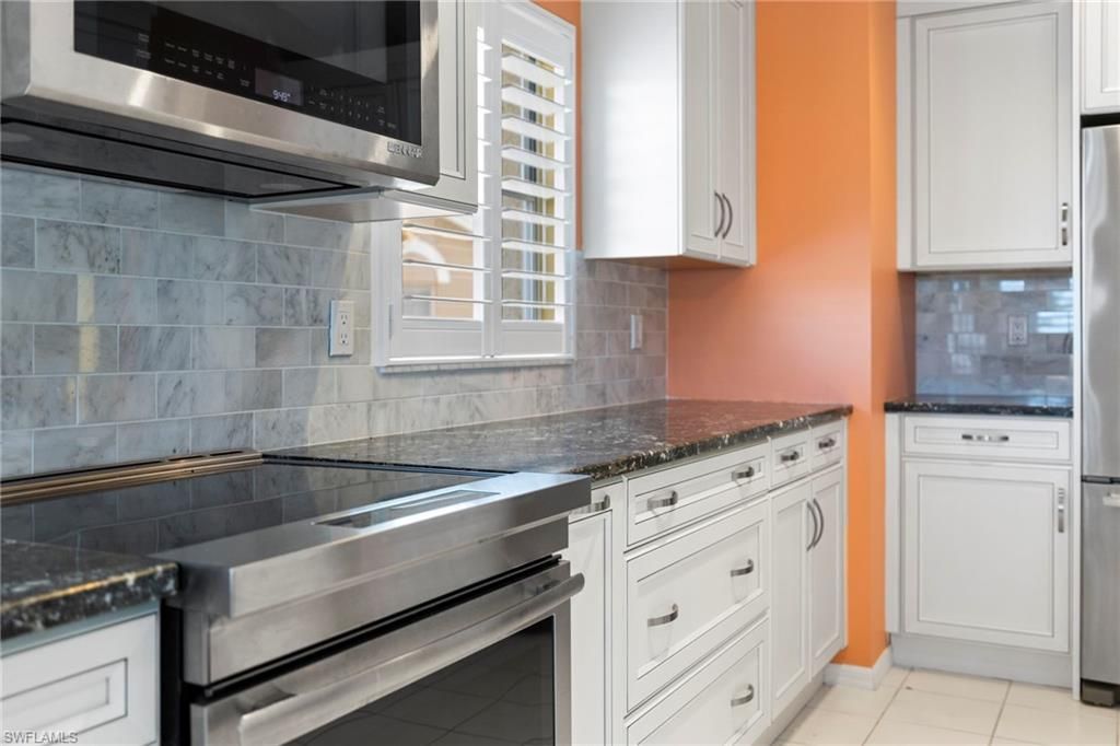 24736 Lakemont Cove LN # 202, Bonita Springs, FL 34134