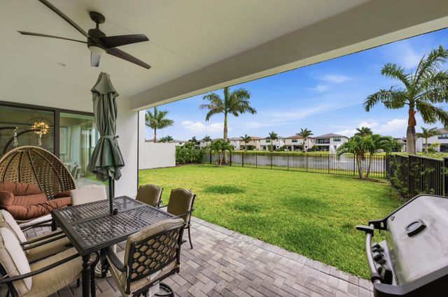 8568 Crystal Downs Avenue, Boca Raton, FL 33434