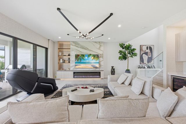 8568 Crystal Downs Avenue, Boca Raton, FL 33434