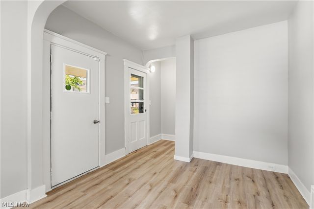 4256 W 22nd Street, Cleveland, OH 44109