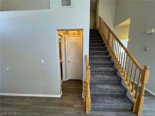 14 MESQUITE VILLAGE Circle, Henderson, NV 89012