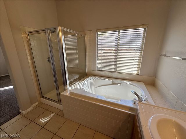 14 MESQUITE VILLAGE Circle, Henderson, NV 89012