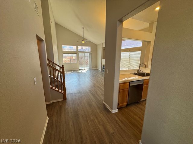 14 MESQUITE VILLAGE Circle, Henderson, NV 89012