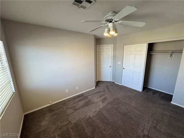 14 MESQUITE VILLAGE Circle, Henderson, NV 89012