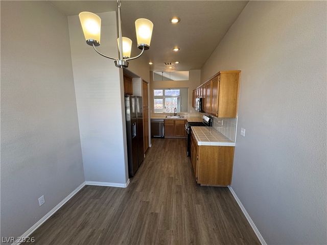 14 MESQUITE VILLAGE Circle, Henderson, NV 89012