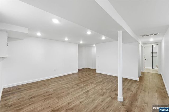 73 Macarthur Avenue, Lodi, NJ 07644