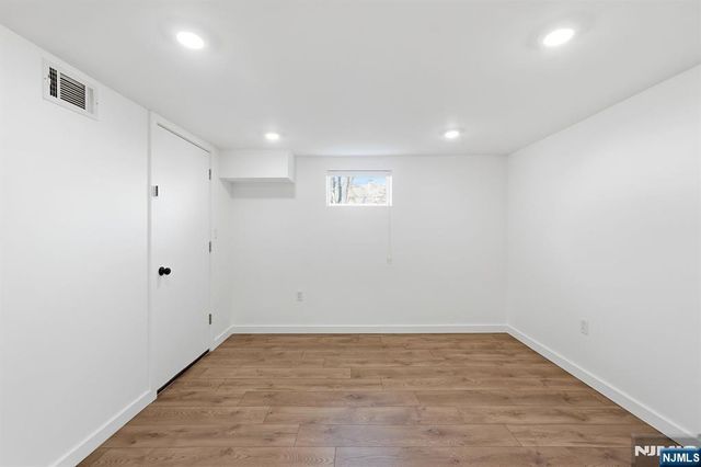 73 Macarthur Avenue, Lodi, NJ 07644