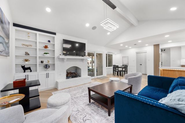 8608 Donna Gail DR, Austin, TX 78757