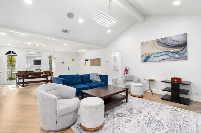 8608 Donna Gail DR, Austin, TX 78757