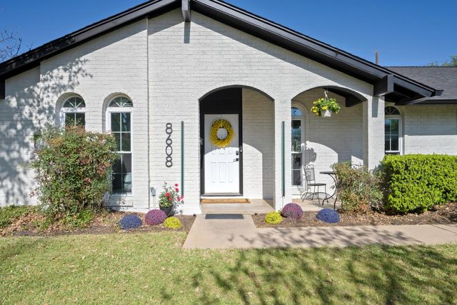 8608 Donna Gail DR, Austin, TX 78757