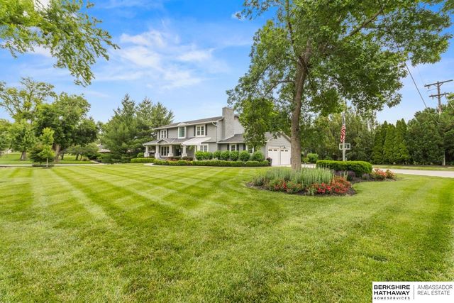 307 N 91st Street, Omaha, NE 68114