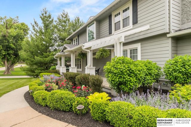 307 N 91st Street, Omaha, NE 68114