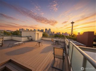621 5th Avenue N #402, Seattle, WA 98109