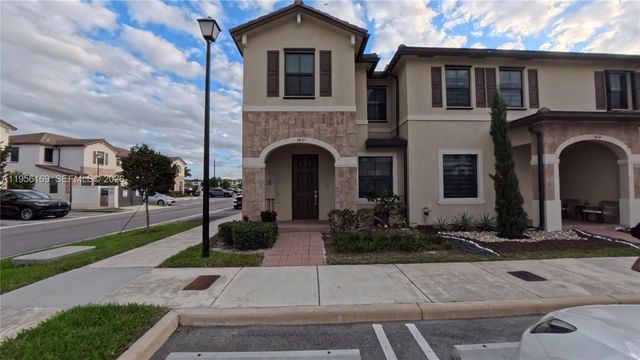 3410 W 112th Pl, Hialeah, FL 33018