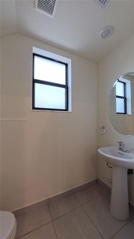 3410 W 112th Pl, Hialeah, FL 33018