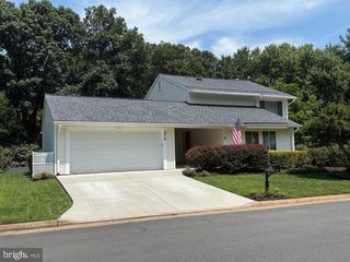 276 W MEADOWLAND LN W, Sterling, VA 20164