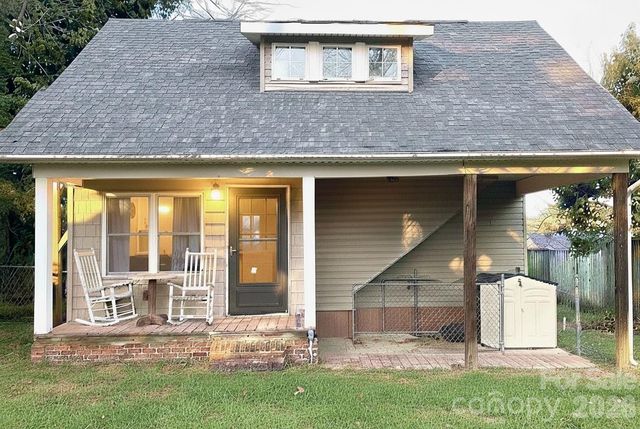 1051 Pee Dee Avenue, Albemarle, NC 28001