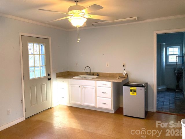 1051 Pee Dee Avenue, Albemarle, NC 28001