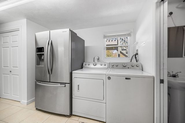34 Christina Avenue, Billerica, MA 01821