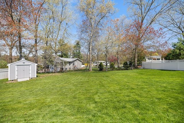 34 Christina Avenue, Billerica, MA 01821