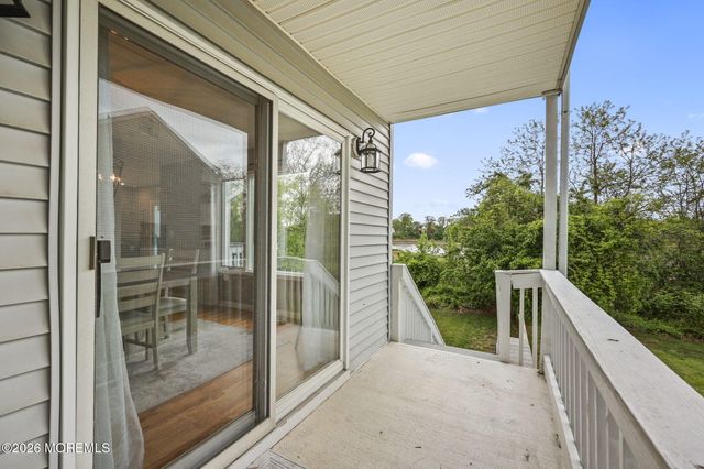 2 Oyster Creek Drive, Keyport, NJ 07735