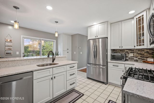 2 Oyster Creek Drive, Keyport, NJ 07735