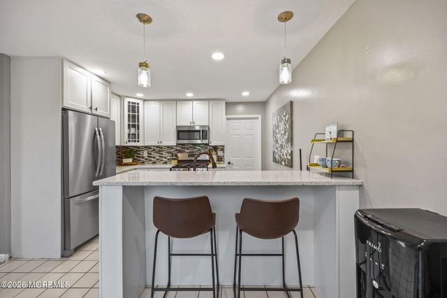 2 Oyster Creek Drive, Keyport, NJ 07735