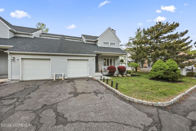 2 Oyster Creek Drive, Keyport, NJ 07735