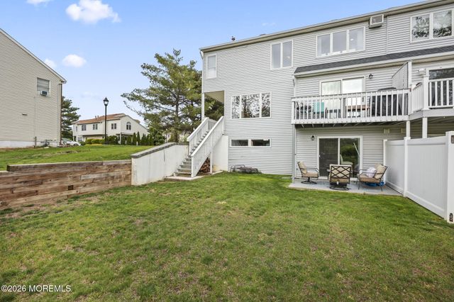 2 Oyster Creek Drive, Keyport, NJ 07735