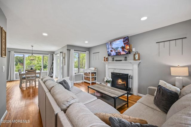 2 Oyster Creek Drive, Keyport, NJ 07735
