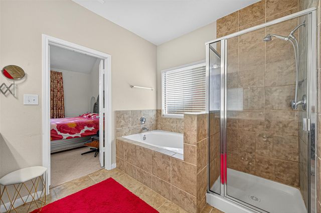 6222 Oxford Lake Drive, Rosenberg, TX 77471