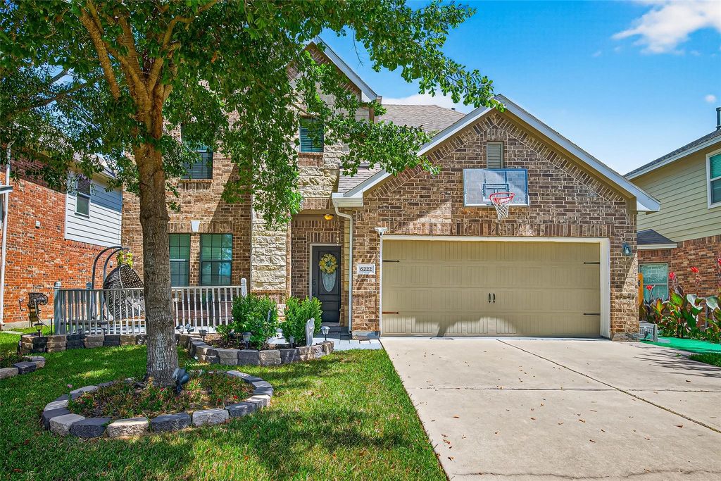 6222 Oxford Lake Drive, Rosenberg, TX 77471
