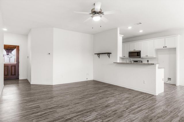 2422 Abigail Lane, Mabank, TX 75147