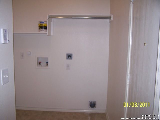 15803 Borwick Ln, Selma, TX 78154