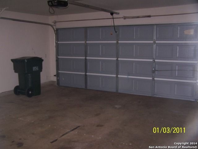 15803 Borwick Ln, Selma, TX 78154