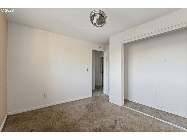 6910 Se 92ND Ave, Portland, OR 97266