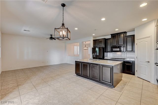 6161 Andover Wood Road, Las Vegas, NV 89113