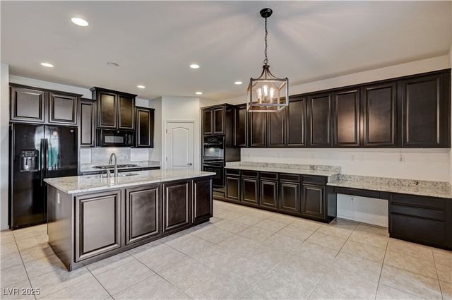 6161 Andover Wood Road, Las Vegas, NV 89113