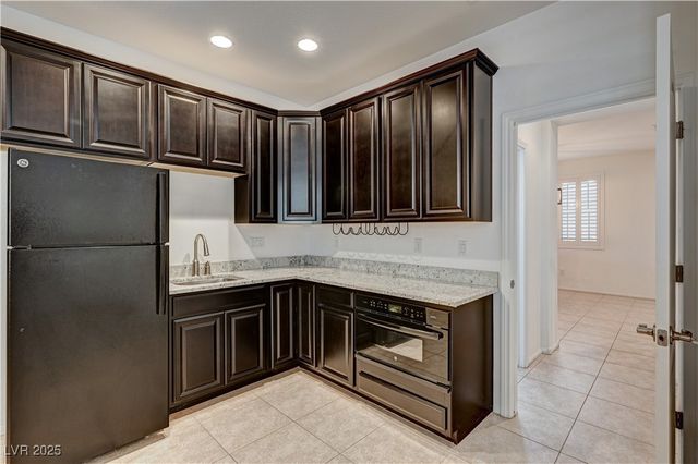 6161 Andover Wood Road, Las Vegas, NV 89113