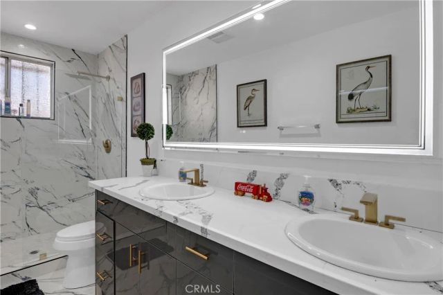 3204 W 27th St, Los Angeles, CA 90018