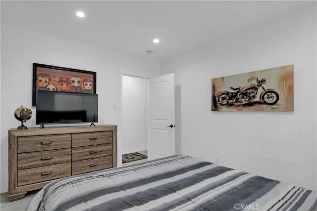 3204 W 27th St, Los Angeles, CA 90018