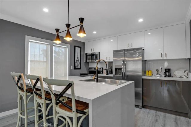 3204 W 27th St, Los Angeles, CA 90018