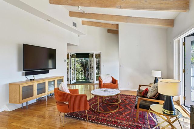 151 S Tahquitz Drive, Palm Springs, CA 92262