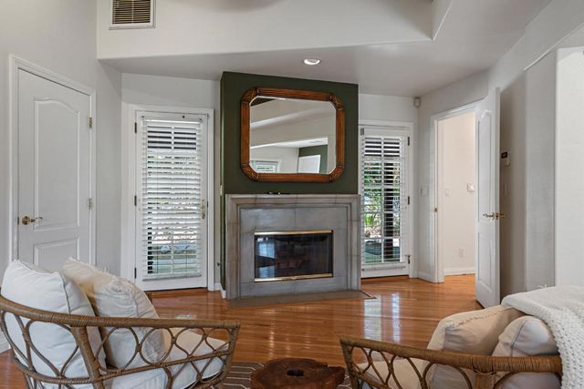 151 S Tahquitz Drive, Palm Springs, CA 92262