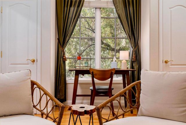 151 S Tahquitz Drive, Palm Springs, CA 92262