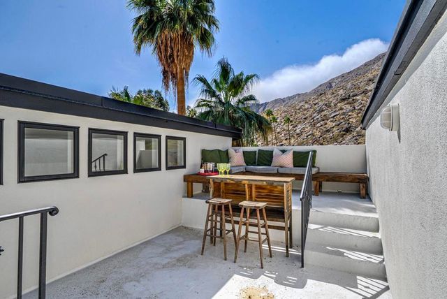 151 S Tahquitz Drive, Palm Springs, CA 92262